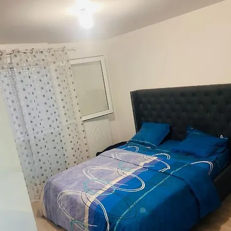 2 Meuble * Corbeil-Essonnes